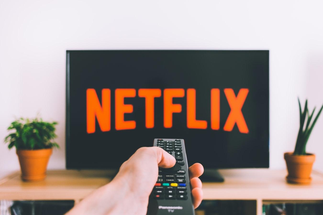 Netflix annuncia che presto smetterà di funzionare su molti dispositivi tra cui Apple TV