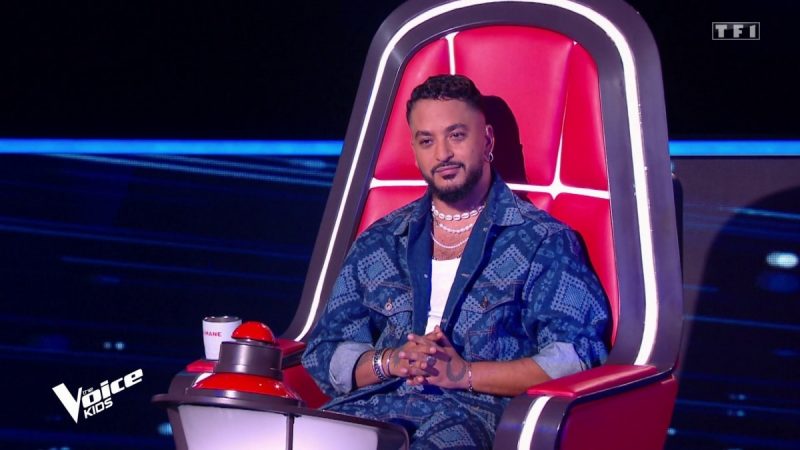 “The Voice Kids” : Slimane en larmes dans les bras d’une candidate